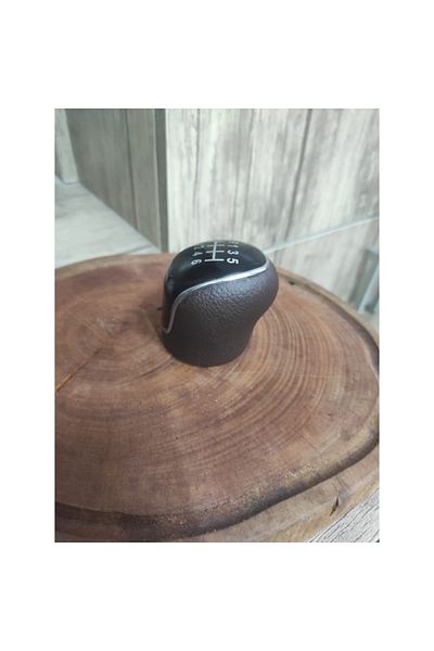 CABU Corolla Auris Yaris Verso Avensis. Gear Shift Knob 6-Speed Compatible Brown Leather Covered