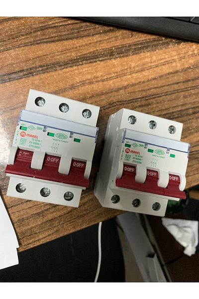 MAKEL B20Ax3 3Ka Automatic Fuse - 27015005