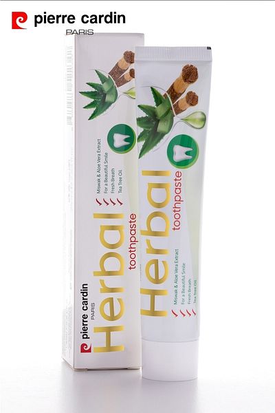 Pierre Cardin Aloe Vera & Miswac & Tea Tree Extract Herbal Toothpaste - 75 Ml