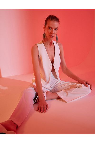 Koton Dámské oděvní kalhoty Melis Ağazat X - Palazzo 2sak40299pw Off White