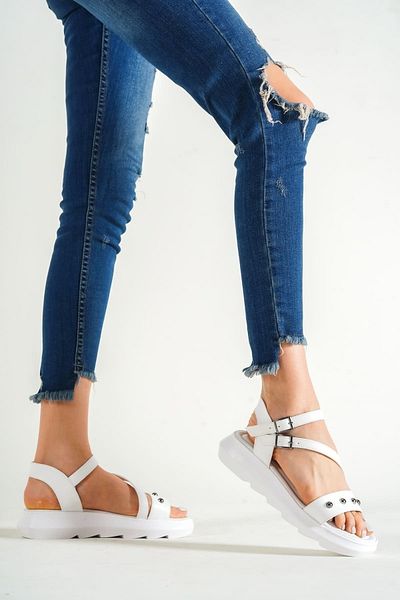 PASSAGE SHOES 6184 Women's Leather Metal Button Detailed Sandals