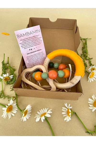 damdamin toys عضاضة خشبية مع خيوط قطنية نصف مضفرة وخرز ملون