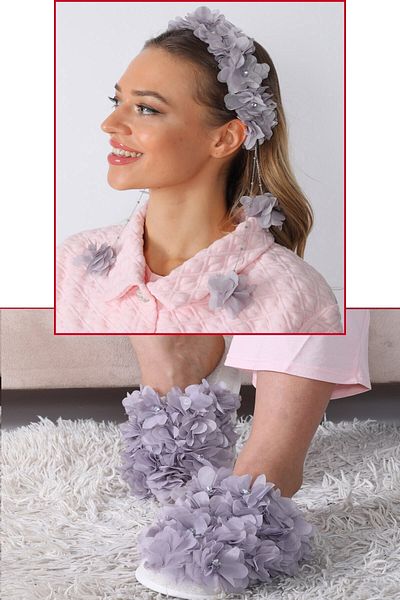 lohusahamile Gray Dangled Maternity Crown and Maternity Slippers Set