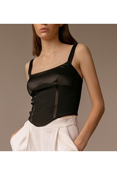 LE NOIR Roma Bustiyer