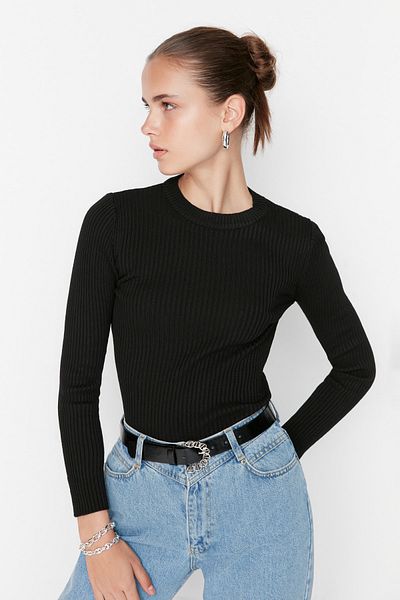 Trendyol Collection Czarno-biały podwójny zestaw swetrów dzianinowych Twoaw22Kz1766