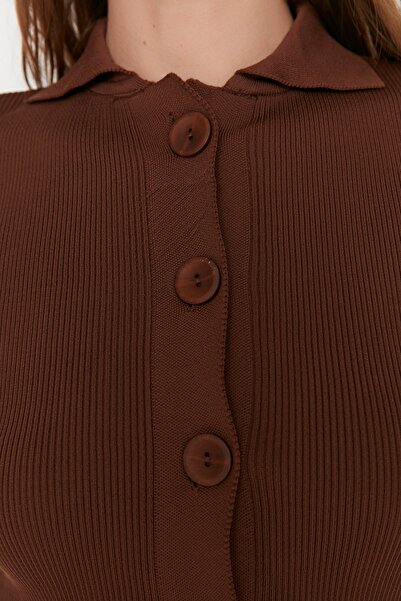 Trendyol Collection Brown Basic Knitwear Cardigan TWOAW23HI00072