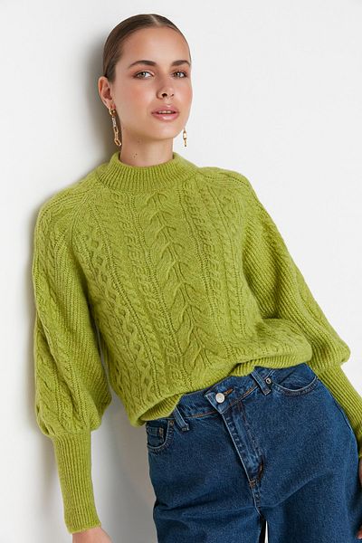 Trendyol Collection Grüner, weich strukturierter Zopfpullover TWOAW21KZ0109