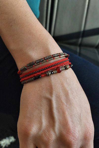 etniko Beaded Suede Multiple Bracelet