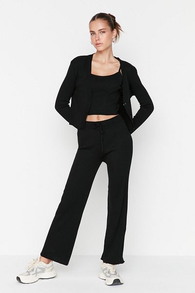 Trendyol Collection Schwarzes Wicked-Set aus Bluse, Strickjacke und Hose, Strickoberteil und -unterteil TWOAW22AU0006