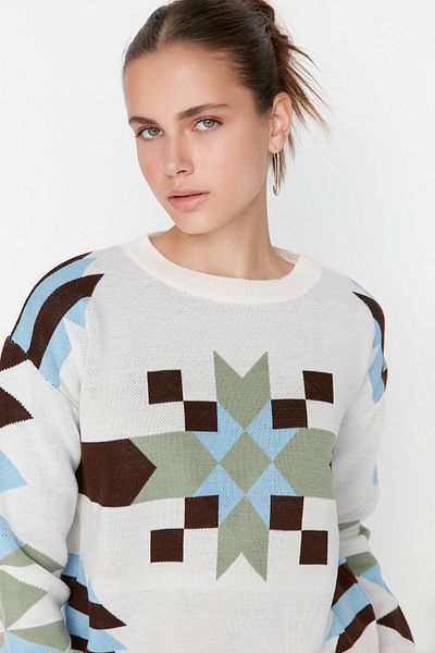 Trendyol Collection Ecru Geometric Jacquard Sweater TWOAW23KZ00636
