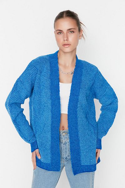 Trendyol Collection Indigo Übergroße Strickjacke TWOAW23HI00257