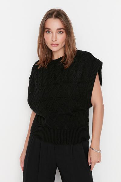Trendyol Collection Black Self Patterned Crew Neck Knitwear Sweater TWOAW21BZ0447