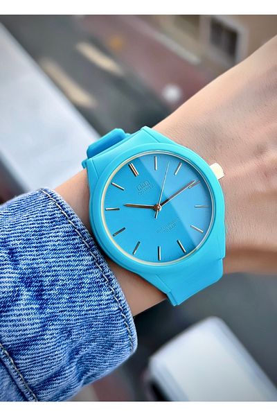 Q&Q Unisex Wristwatch Silicone Cord Waterproof Teenager Watch Sports Model
