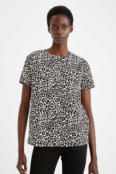 DeFacto Tricou cu mânecă scurtă cu model de leopard, cu croială normală
