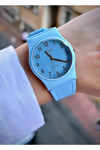 Q&Q Unisex Wristwatch Silicone Cord Waterproof Teenager Watch Sports Model
