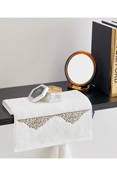 Maisonette Tıara Havlu 30 X 50 Cm Beyaz / Bej