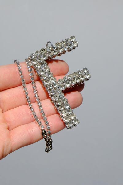 TASARIM ARABAM ATİKE ELİF AKIN Gümüş 7 Cm ''f'' Harf Dikiz Süsü