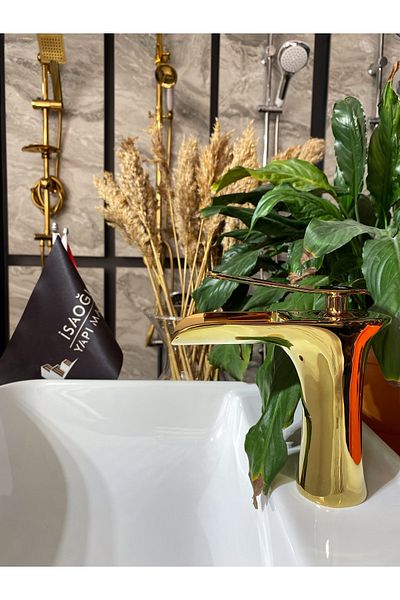 İSAOĞLU YAPI Shiny Gold Waterfall Sink Faucet Gold Waterfall Sink Faucet Gold Sink Faucet Gold Faucet