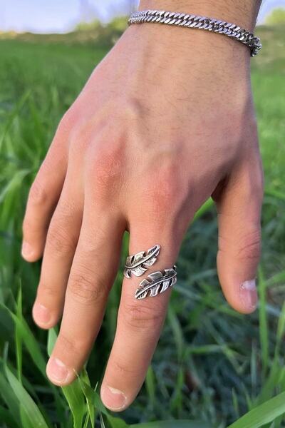 The Collection Yaprak Tüy Model Ayarlanabilir Erkek-kadın Yüzük