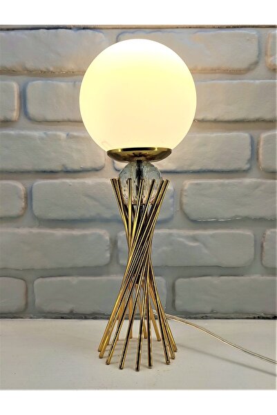 365GUNSERİSONU مصباح طاولة عاكس الضوء من الزجاج الكريستالي ذو الساق المعدنية الملتوي المطلية بالذهب باللون الأبيض