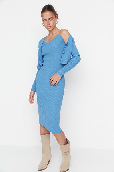 Trendyol Collection Set cardigan și rochie tricotaj albastru de lungime midi - TWOSS21EL0208