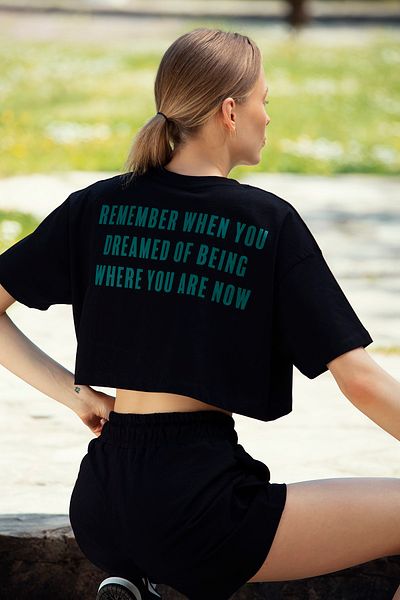 Wear Three Points Black Weekend Crop T-shirt