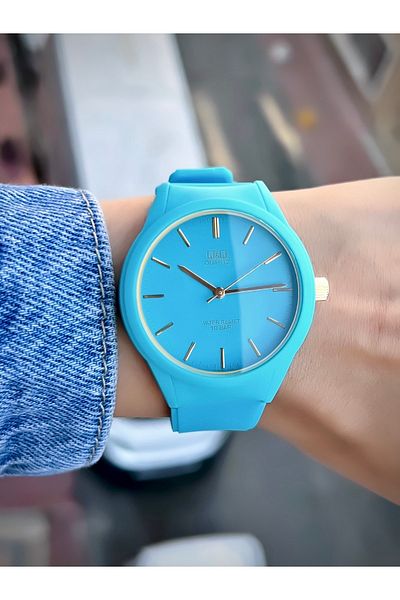 Q&Q Unisex Wristwatch Silicone Cord Waterproof Teenager Watch Sports Model