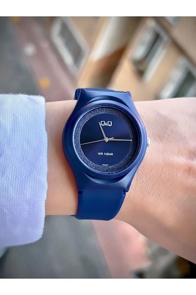 Q&Q Unisex Wristwatch Silicone Cord Waterproof Teenager Watch Sports Model