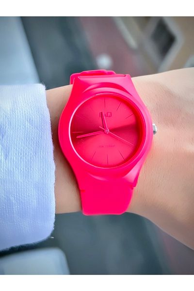 Q&Q Unisex Wristwatch Silicone Cord Waterproof Teenager Watch Sports Model