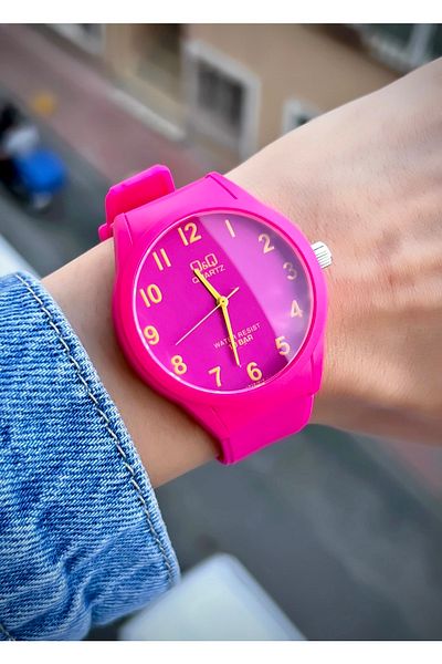 Q&Q Unisex Wristwatch Silicone Cord Waterproof Teenager Watch Sports Model
