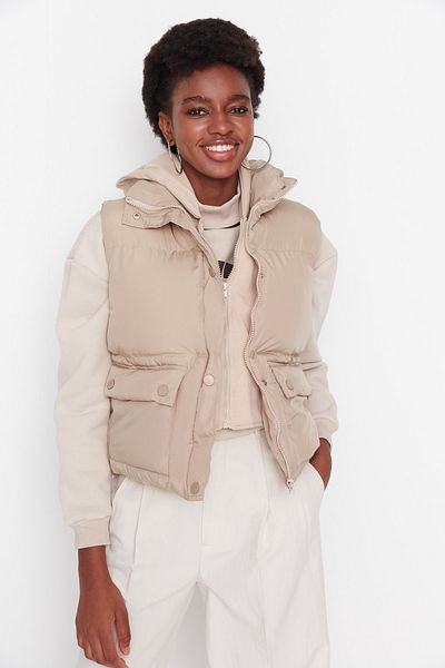 Trendyol Collection Bézs széles vágású, túlméretezett puffermellény TWOAW23YE00017