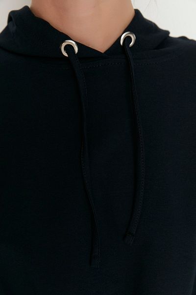 Trendyol Collection Marineblaues Basic Crop Dünnes Strick-Sweatshirt TWOAW23SW00001
