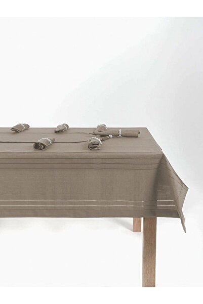 Mira Spot Market طقم مفرش طاولة من كولبر يتسع لـ 12 شخصًا