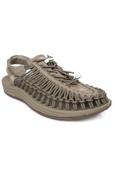 Keen 1014097 صنادل Uneek للرجال للاستخدام الخارجي