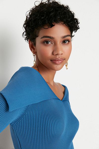 Trendyol Collection Indigo Carmen galléros kötöttáru pulóver TWOAW22KZ0993