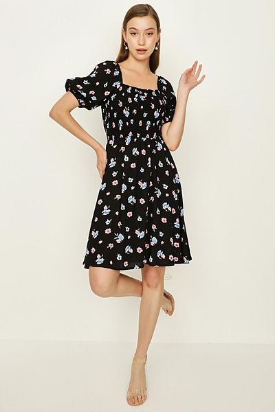Select Moda Rochie de damă neagră cu mâneci cu balon din guipele florale