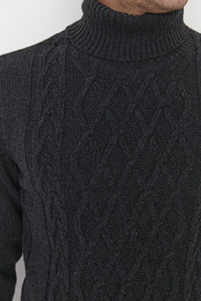 Trendyol Collection Antracitový Slim Fit rolák Úplet do vlasů Detailní pletený svetr TMNAW23KZ00154