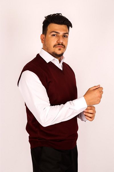 nacar çarşı Men's V-Neck Wool Knitted Claret Red Thin Knitwear Sweater