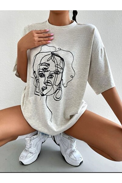 MOONBULL Biała koszulka oversize - damska, nadruk z detalami na twarzy