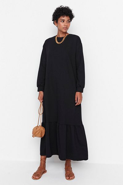 Trendyol Modest Μαύρο Πλεκτό Φόρεμα με Λεπτομερές Crew Λαιμόκοψη TCTSS22EL00000