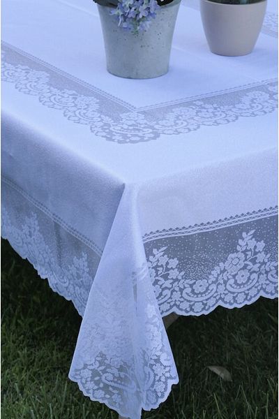 Papion Home Tile Patterned Knitted Tablecloth