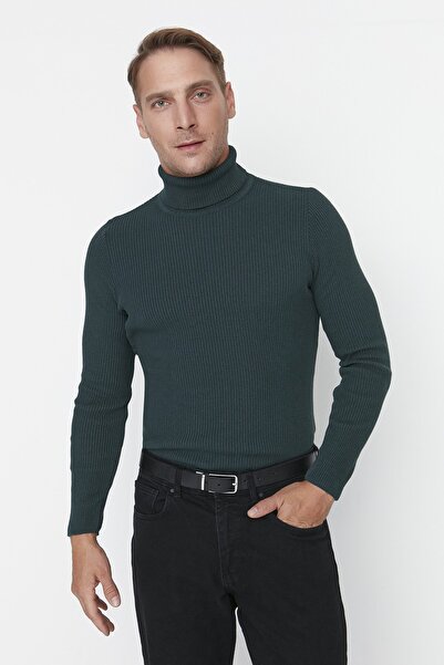 Trendyol Collection Pullover - Grün - Figurbetont