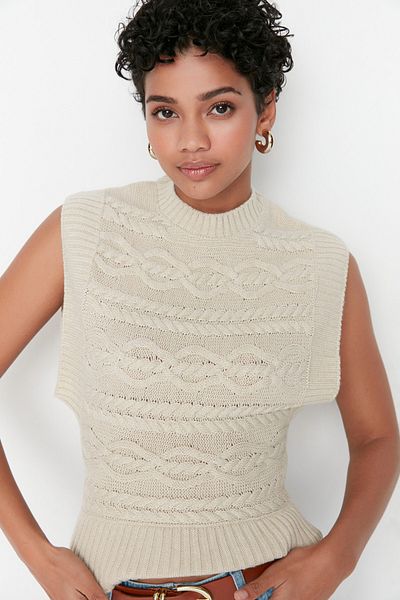Trendyol Collection Strickweste - Beige - Regular Fit