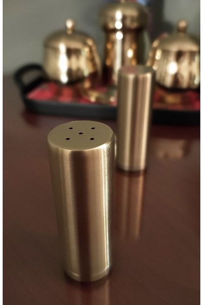 Narin Halley Pepper Shaker - Matte Titan Gold