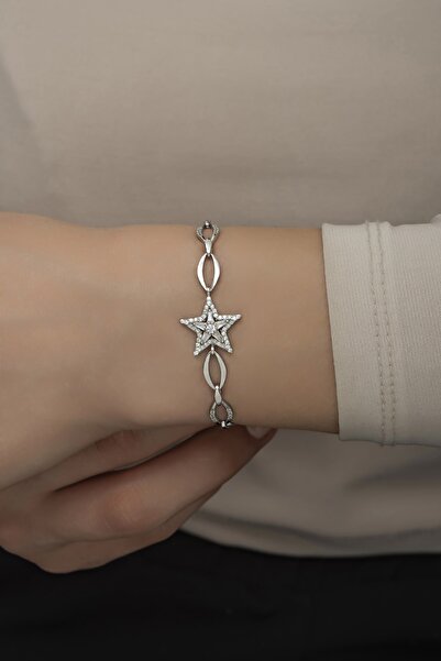 Nereze 925 Ayar Gümüş Rodyumlu Hallow Model Yıldız Bileklik