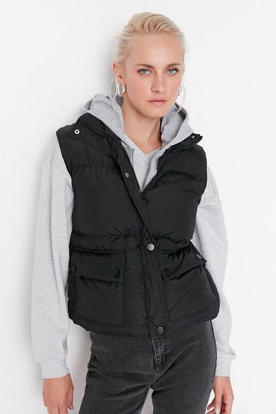 Trendyol Collection Black Wide Cut Oversize Puffer Vest TWOAW23YE00017
