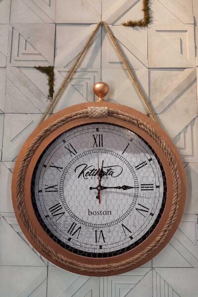 Evahome Saatiko Halatlı Ahşap Duvar Saati Bronz