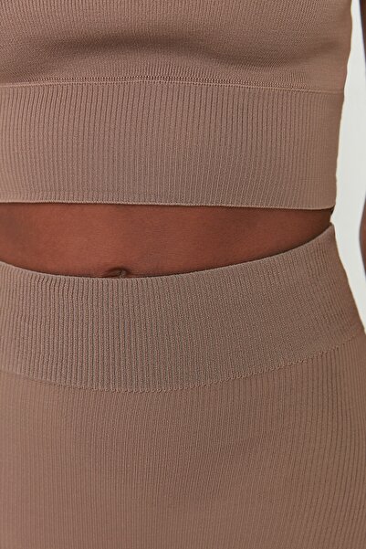 Trendyol Collection Mink Strap Crop Knitwear Top and Bottom Set TWOAW23AU00004