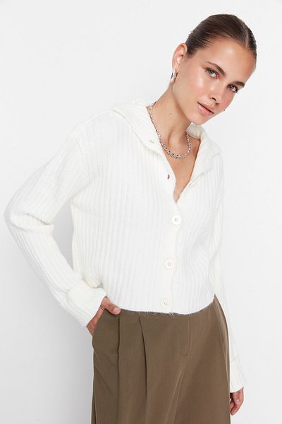 Trendyol Collection Weiche Ecru Crop Top Kragen Trikot Strickjacke