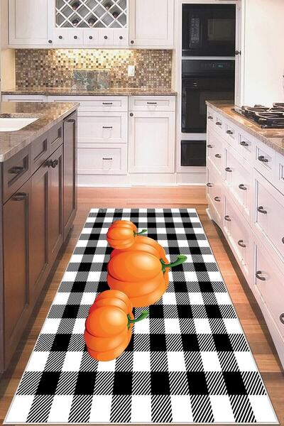 on the clouds Beyaz Siyah Balkabağı Desenli Yıkanabilir Kaymaz Taban Leke Tut...